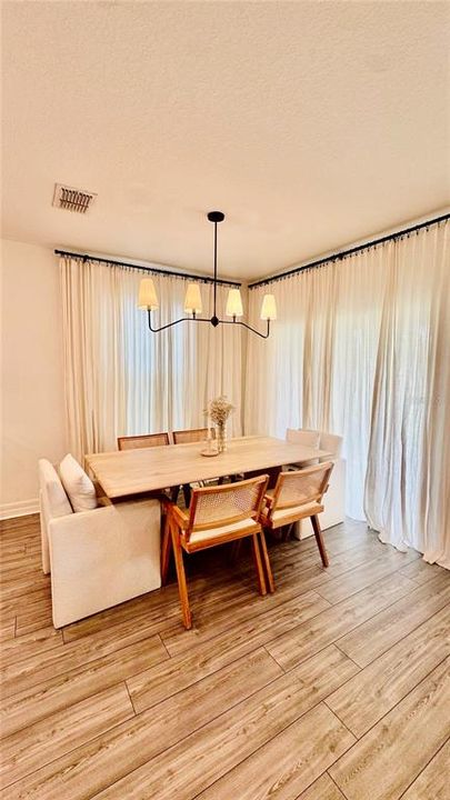 En Renta: $2,400 (4 camas, 2 baños, 1844 Pies cuadrados)