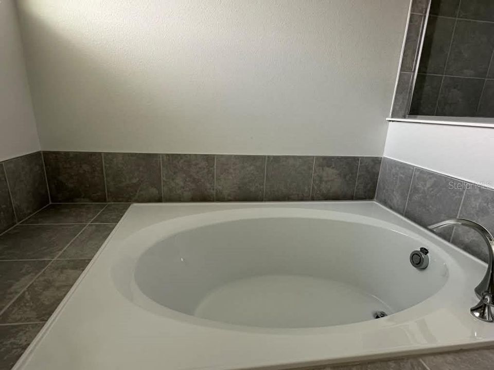 En Renta: $2,500 (3 camas, 2 baños, 1864 Pies cuadrados)