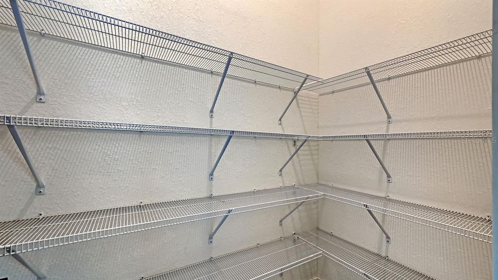 На продажу: $589,900 (4 спален, 3 ванн, 2667 Квадратных фут)