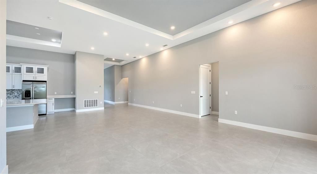 На продажу: $589,900 (4 спален, 3 ванн, 2667 Квадратных фут)