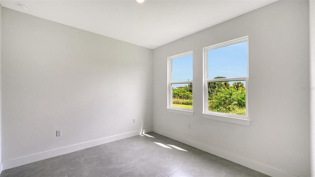 For Sale: $485,900 (4 beds, 4 baths, 2413 Square Feet)
