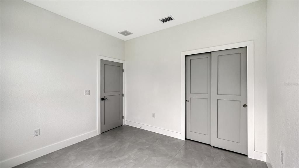 For Sale: $485,900 (4 beds, 4 baths, 2413 Square Feet)