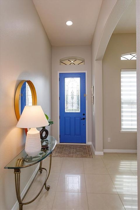 For Sale: $589,000 (4 beds, 3 baths, 2285 Square Feet)