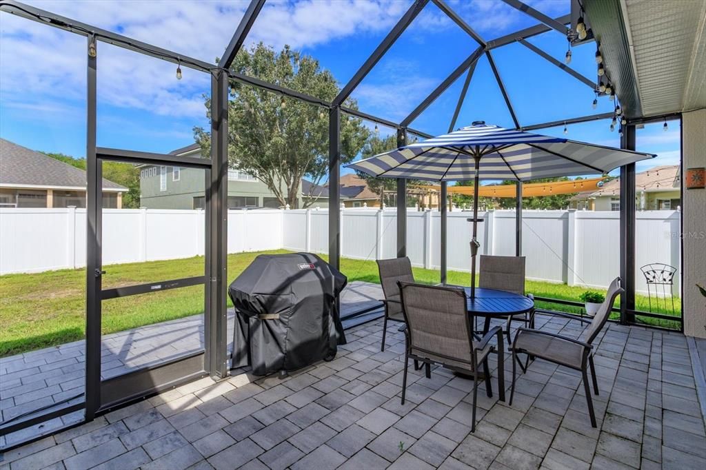 For Sale: $589,000 (4 beds, 3 baths, 2285 Square Feet)