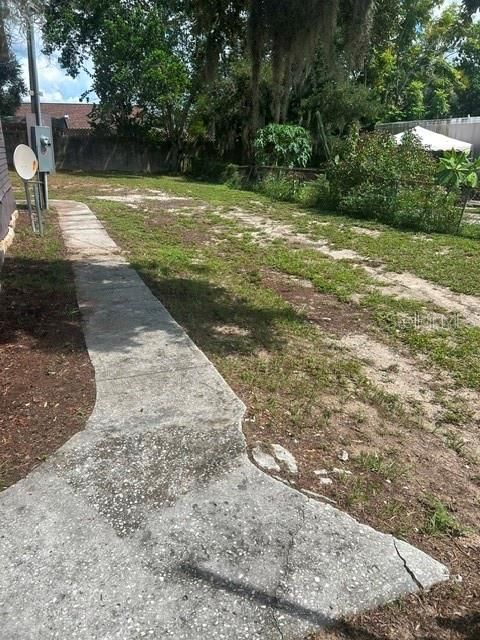 For Sale: $134,900 (3 beds, 2 baths, 1344 Square Feet)