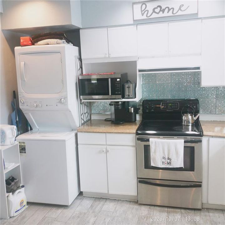 На продажу: $539,000 (2 спален, 1 ванн, 1334 Квадратных фут)