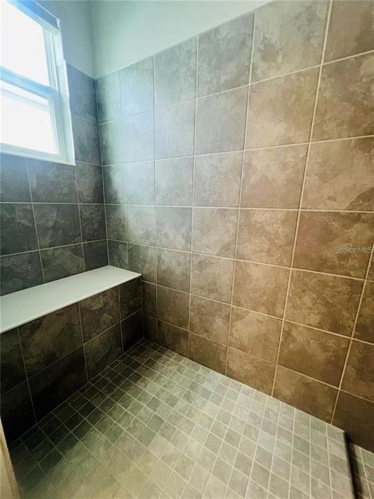 В аренду: $2,800 (4 спален, 3 ванн, 2199 Квадратных фут)