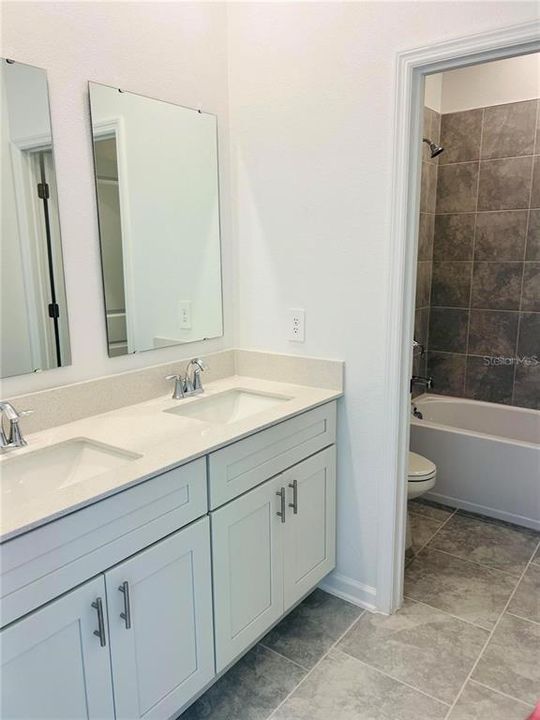 В аренду: $2,800 (4 спален, 3 ванн, 2199 Квадратных фут)