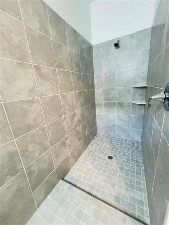 В аренду: $2,800 (4 спален, 3 ванн, 2199 Квадратных фут)