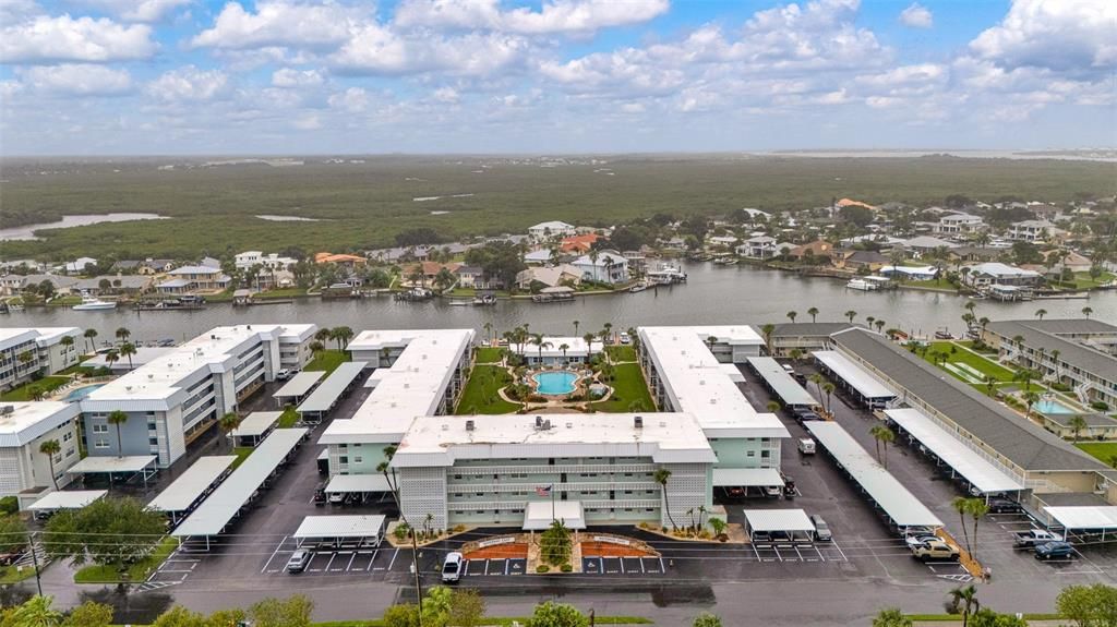 На продажу: $363,900 (2 спален, 2 ванн, 1134 Квадратных фут)