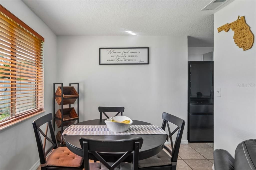 En Venta: $509,999 (3 camas, 2 baños, 1347 Pies cuadrados)