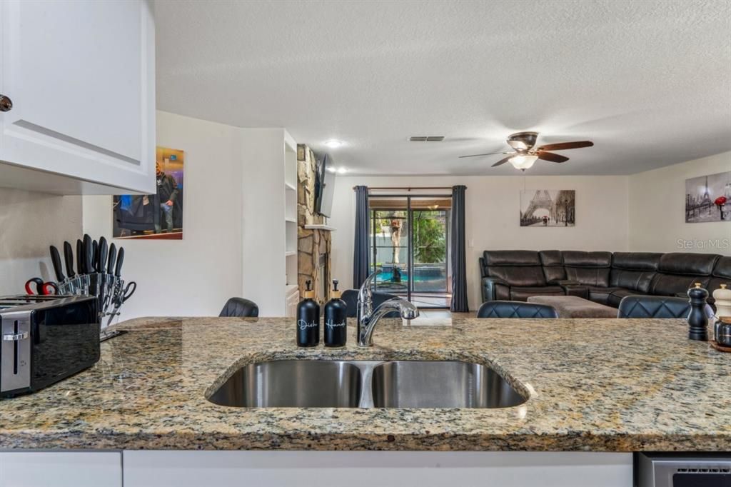 En Venta: $509,999 (3 camas, 2 baños, 1347 Pies cuadrados)