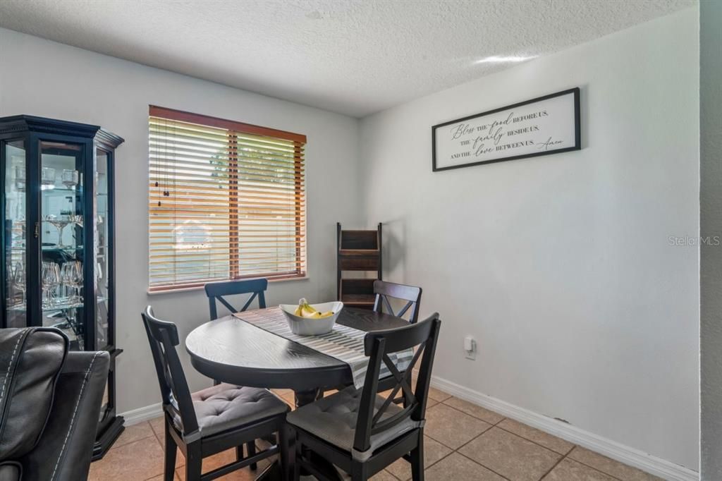 En Venta: $509,999 (3 camas, 2 baños, 1347 Pies cuadrados)