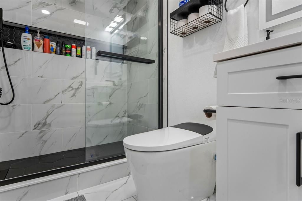 En Venta: $509,999 (3 camas, 2 baños, 1347 Pies cuadrados)