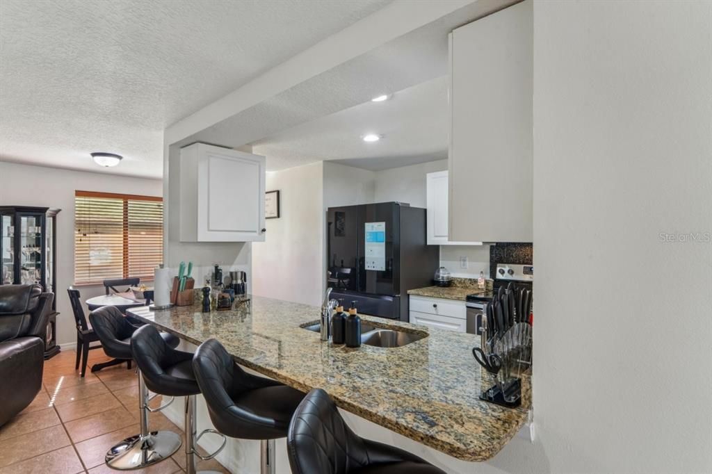 En Venta: $509,999 (3 camas, 2 baños, 1347 Pies cuadrados)