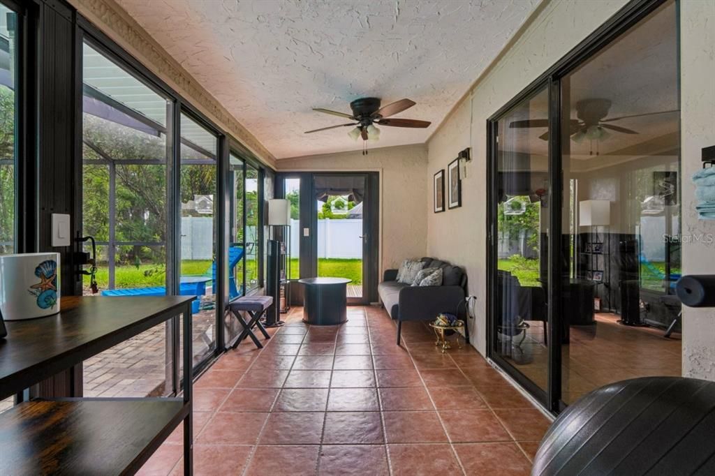 En Venta: $509,999 (3 camas, 2 baños, 1347 Pies cuadrados)