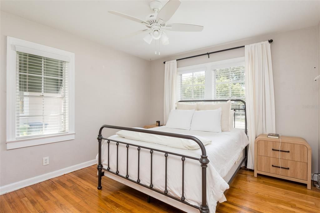 For Rent: $2,600 (3 beds, 2 baths, 1244 Square Feet)