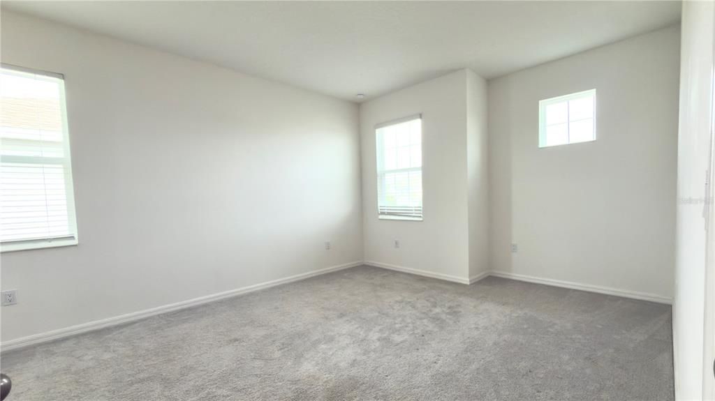 В аренду: $2,500 (4 спален, 3 ванн, 2457 Квадратных фут)