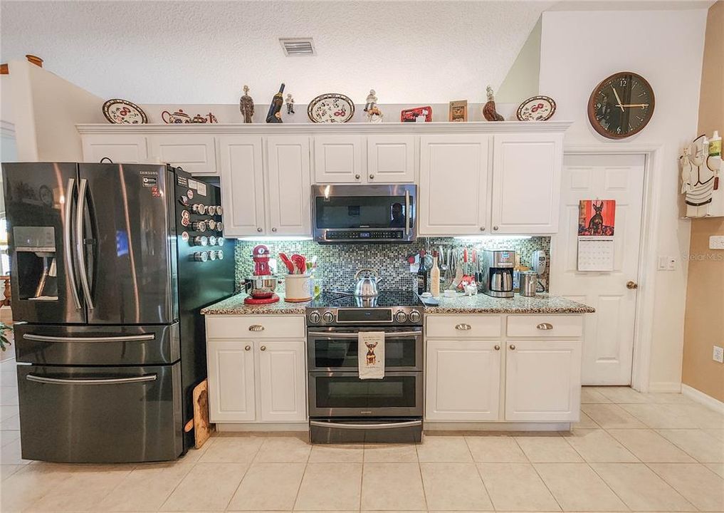 En Venta: $539,900 (3 camas, 2 baños, 2014 Pies cuadrados)
