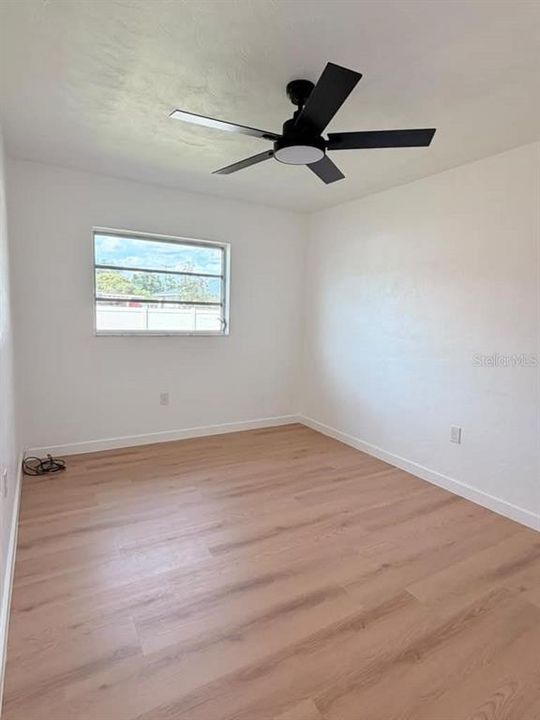 For Rent: $2,500 (3 beds, 1 baths, 1100 Square Feet)