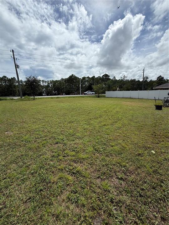 For Sale: $265,000 (3 beds, 2 baths, 1270 Square Feet)