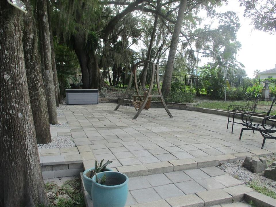 En Venta: $529,000 (4 camas, 2 baños, 2076 Pies cuadrados)