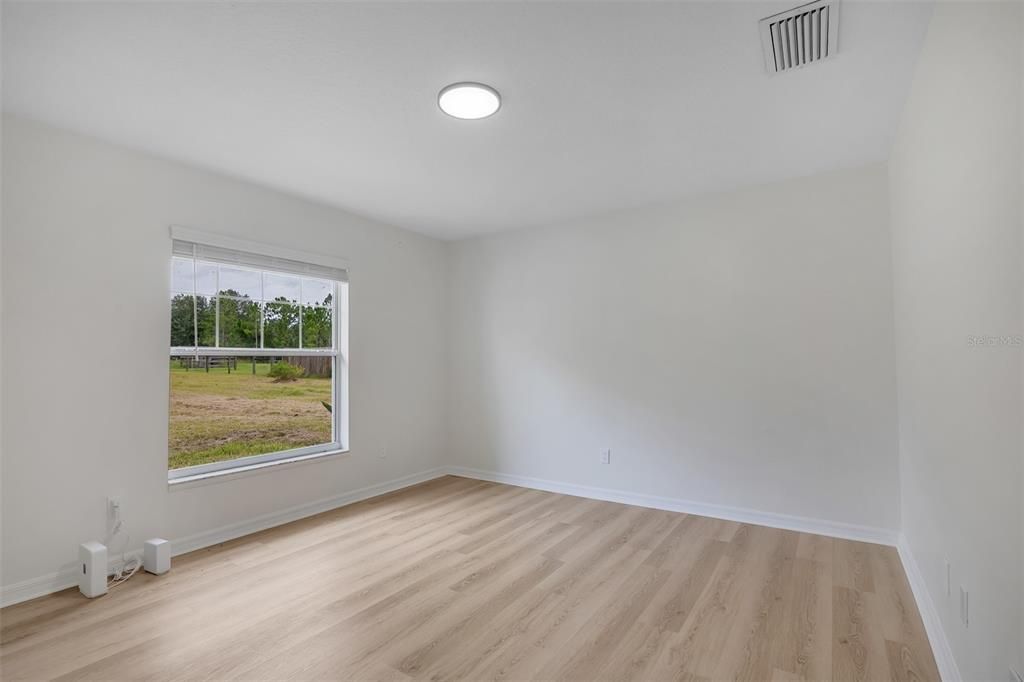 На продажу: $799,900 (3 спален, 2 ванн, 1878 Квадратных фут)