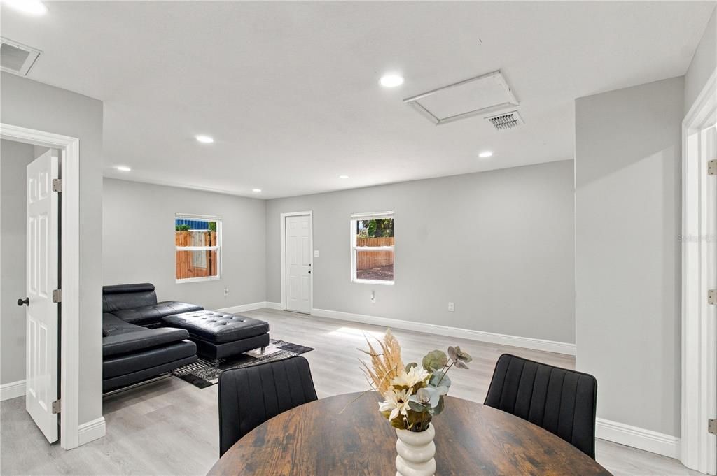 For Sale: $630,000 (9 beds, 6 baths, 3143 Square Feet)