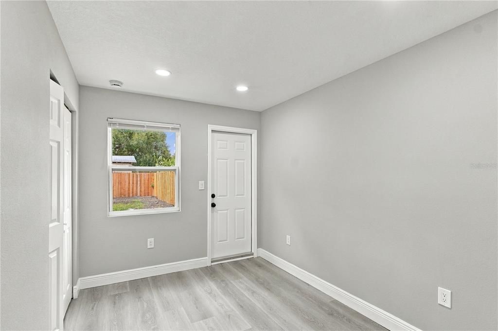 For Sale: $630,000 (9 beds, 6 baths, 3143 Square Feet)