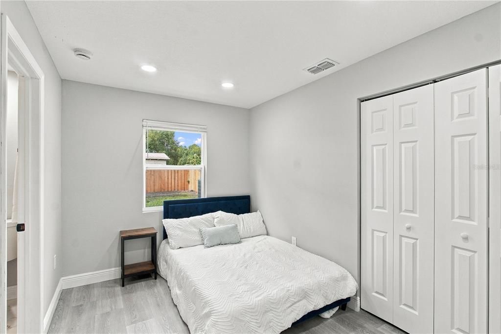 For Sale: $630,000 (9 beds, 6 baths, 3143 Square Feet)