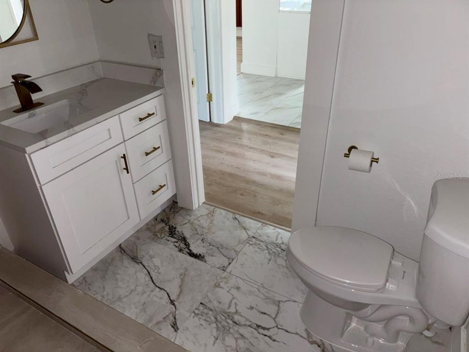 На продажу: $369,900 (3 спален, 2 ванн, 1461 Квадратных фут)