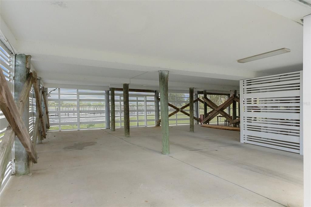 For Sale: $495,000 (2 beds, 2 baths, 1296 Square Feet)
