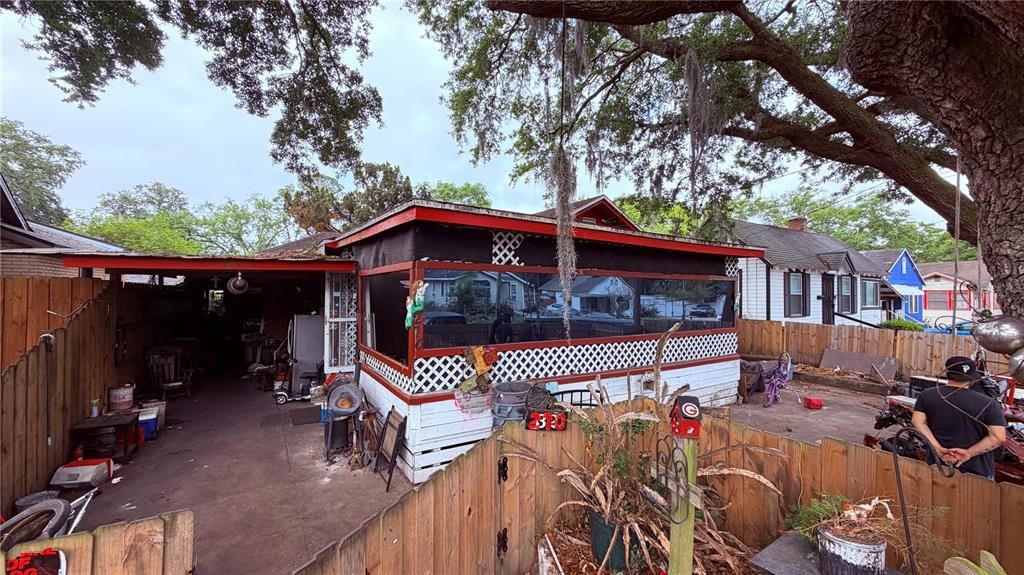For Sale: $69,900 (2 beds, 1 baths, 1200 Square Feet)