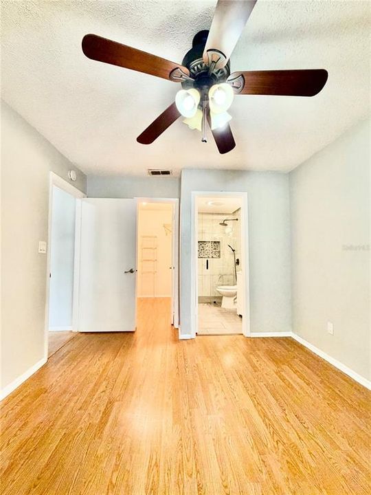 For Rent: $1,650 (2 beds, 2 baths, 918 Square Feet)