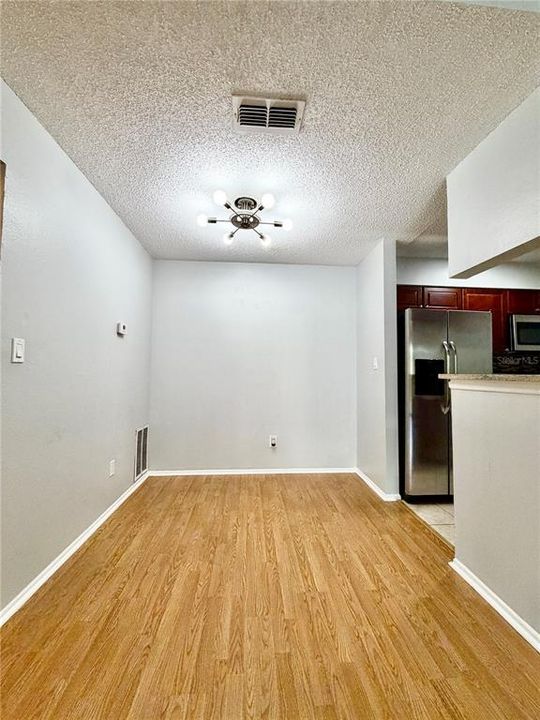 For Rent: $1,650 (2 beds, 2 baths, 918 Square Feet)