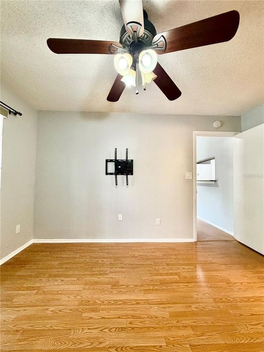 For Rent: $1,650 (2 beds, 2 baths, 918 Square Feet)