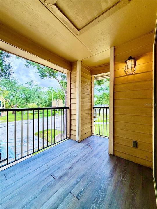 For Rent: $1,650 (2 beds, 2 baths, 918 Square Feet)
