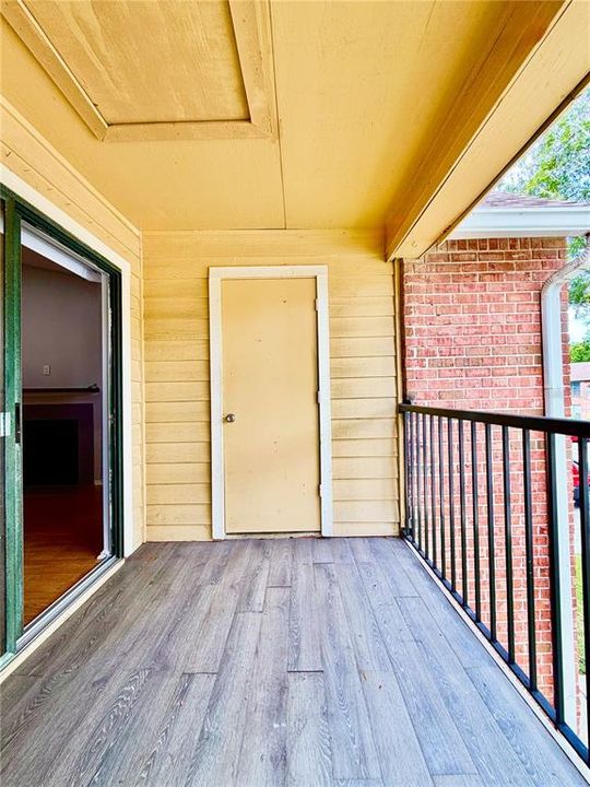 For Rent: $1,650 (2 beds, 2 baths, 918 Square Feet)