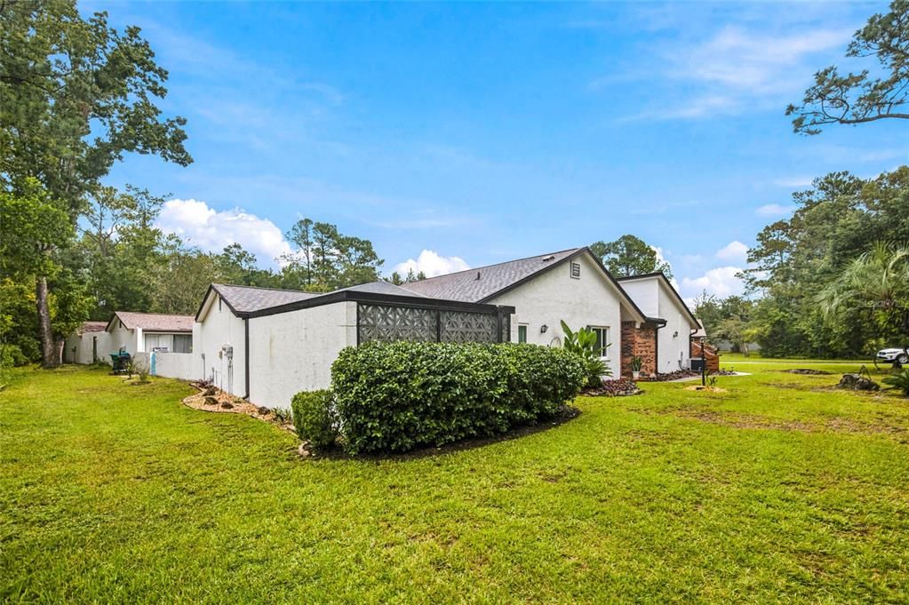 For Sale: $239,000 (3 beds, 2 baths, 1528 Square Feet)