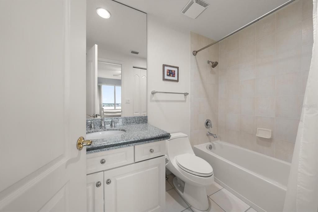 For Sale: $1,695,000 (3 beds, 2 baths, 2288 Square Feet)