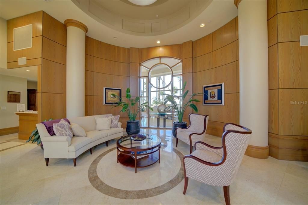 For Sale: $1,695,000 (3 beds, 2 baths, 2288 Square Feet)