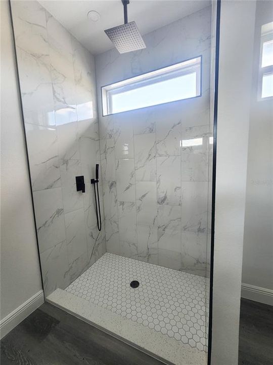 For Sale: $395,000 (4 beds, 2 baths, 1706 Square Feet)