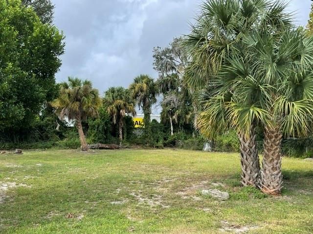 На продажу: $45,000 (0.15 acres)