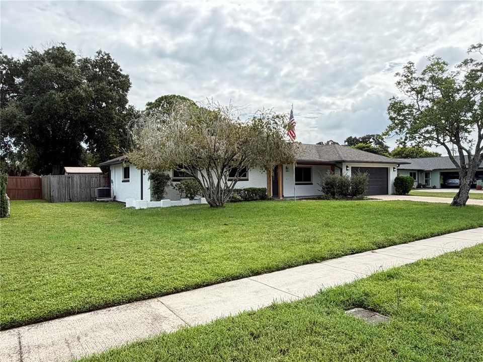 En Venta: $444,900 (3 camas, 2 baños, 1614 Pies cuadrados)