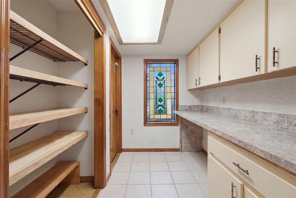 En Venta: $525,000 (3 camas, 2 baños, 2958 Pies cuadrados)