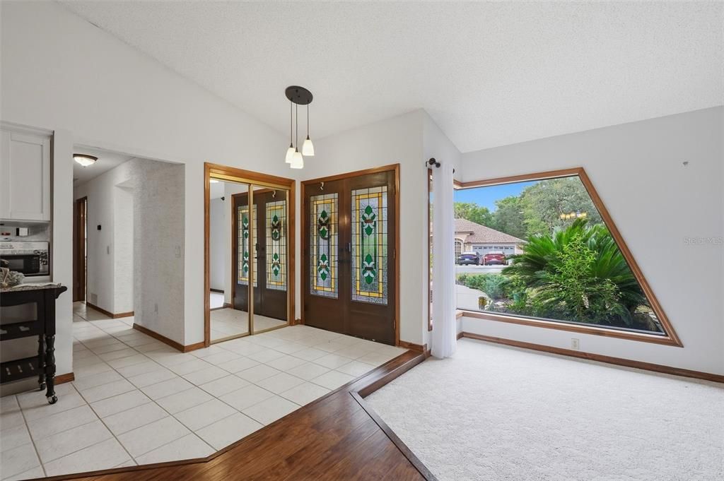 En Venta: $525,000 (3 camas, 2 baños, 2958 Pies cuadrados)