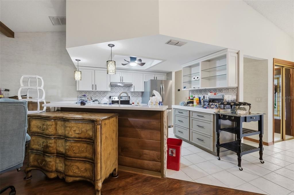 En Venta: $525,000 (3 camas, 2 baños, 2958 Pies cuadrados)