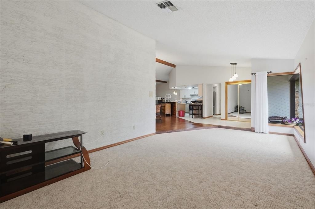 En Venta: $525,000 (3 camas, 2 baños, 2958 Pies cuadrados)