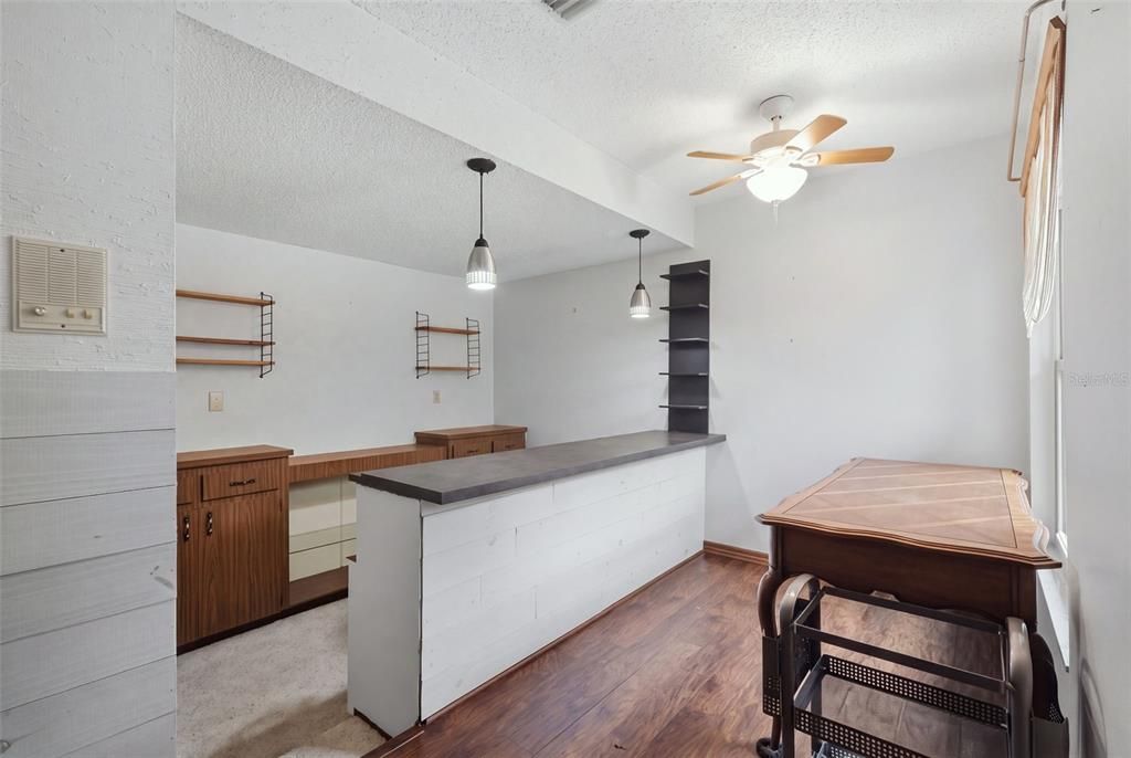 En Venta: $525,000 (3 camas, 2 baños, 2958 Pies cuadrados)