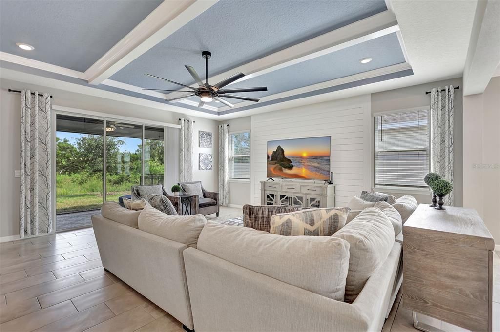 Active With Contract: $3,950 (4 beds, 3 baths, 2828 Square Feet)